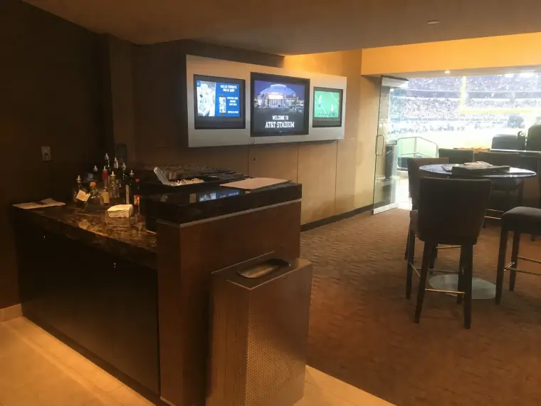 Luxury, Field Level, or Touchdown: Choosing Your Cowboys Suite